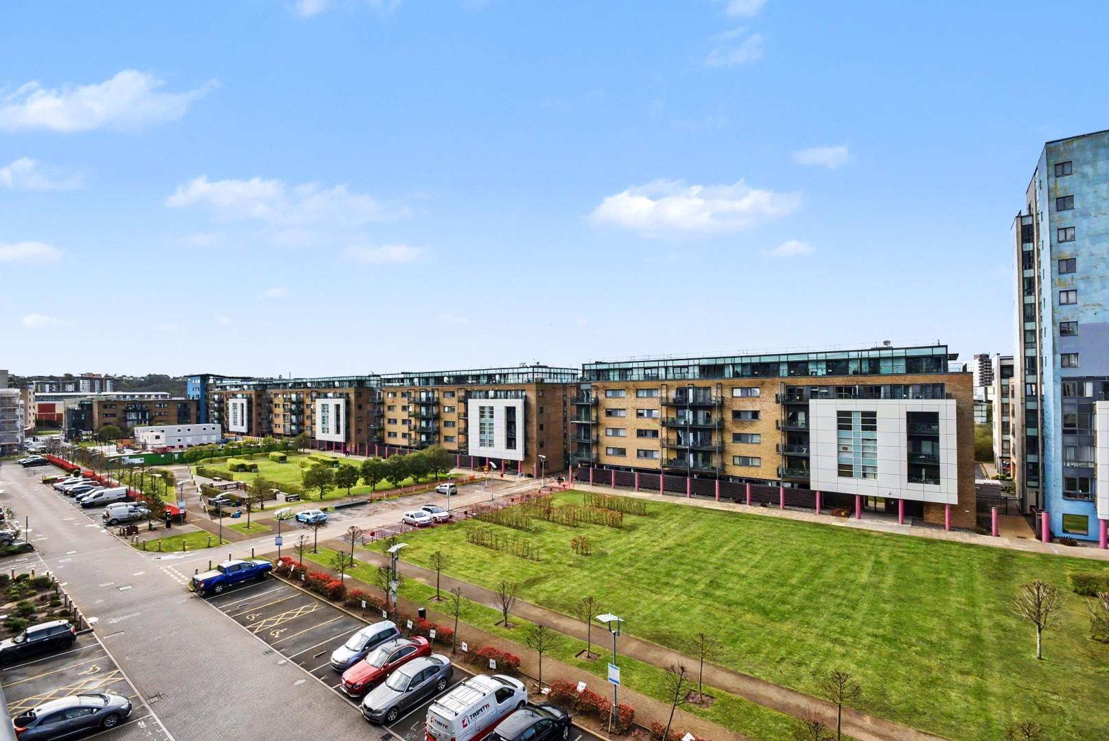 43 Douglas House, Ferry Court, Cardiff, CF11 0LD